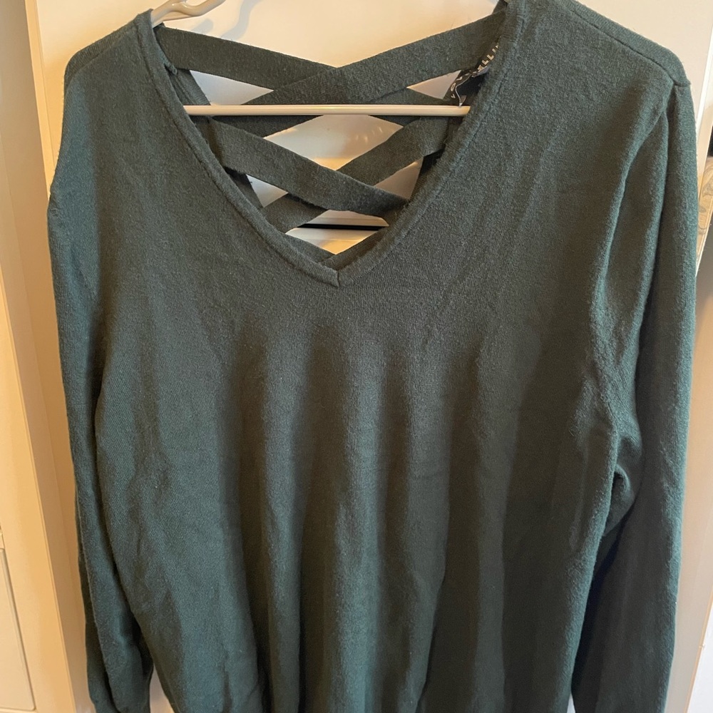 Forest Green V-Neck Top with Lattice Detail